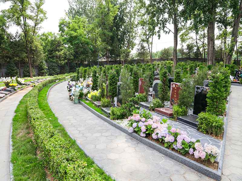 北京长安陵园墓地价格是多少（这个墓地怎么样）